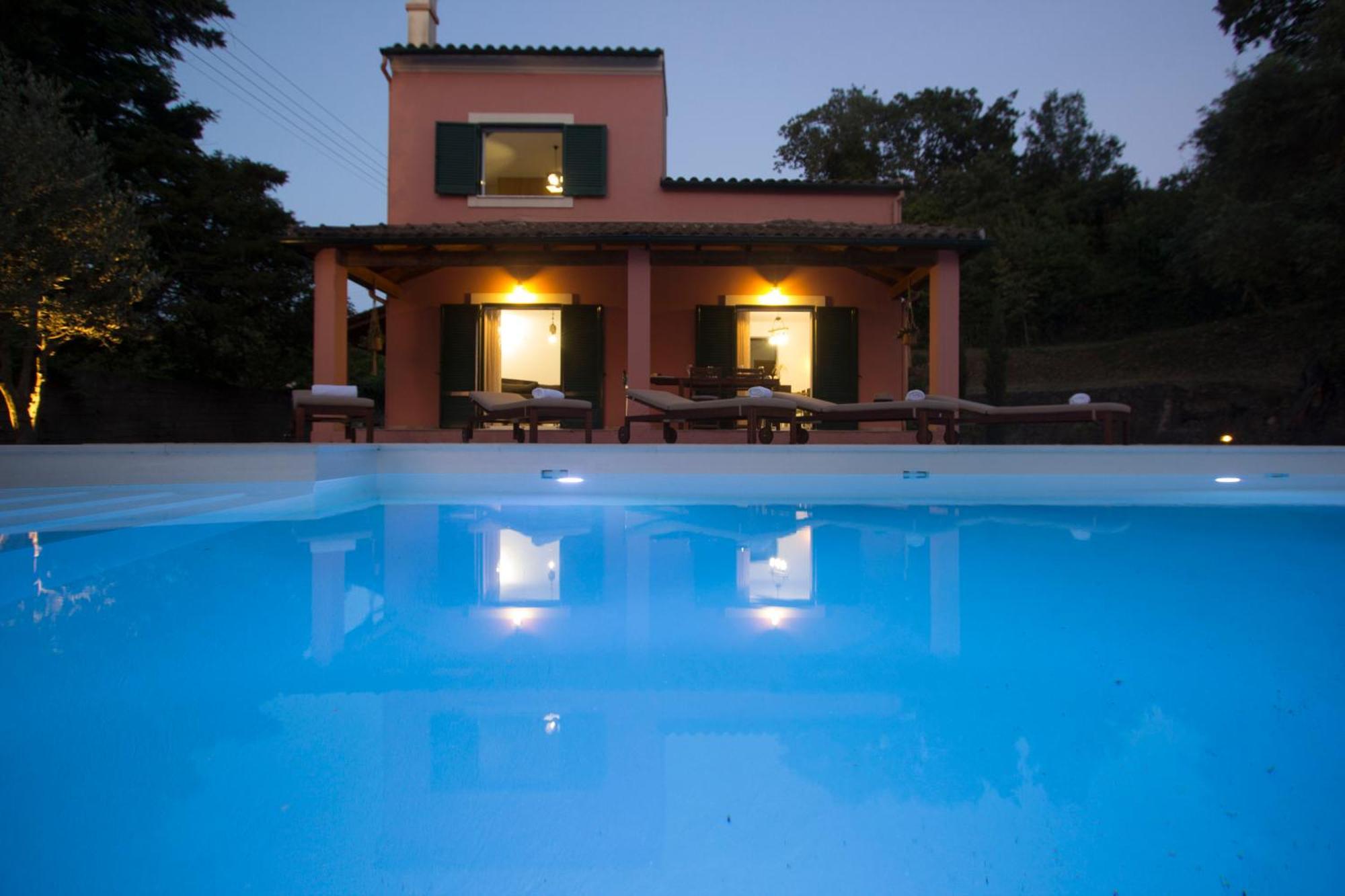 פראמה Quercus Villa, Achilleion Palace, Corfu מראה חיצוני תמונה