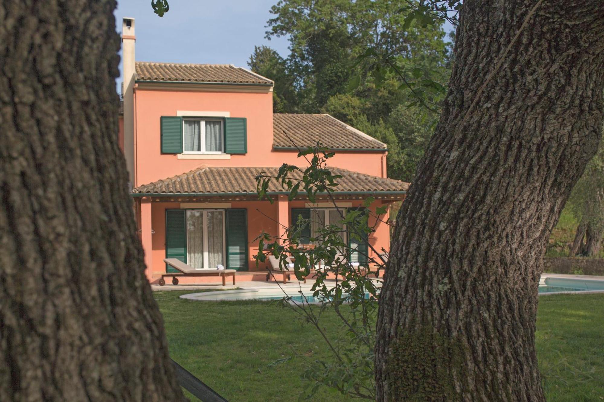 פראמה Quercus Villa, Achilleion Palace, Corfu מראה חיצוני תמונה