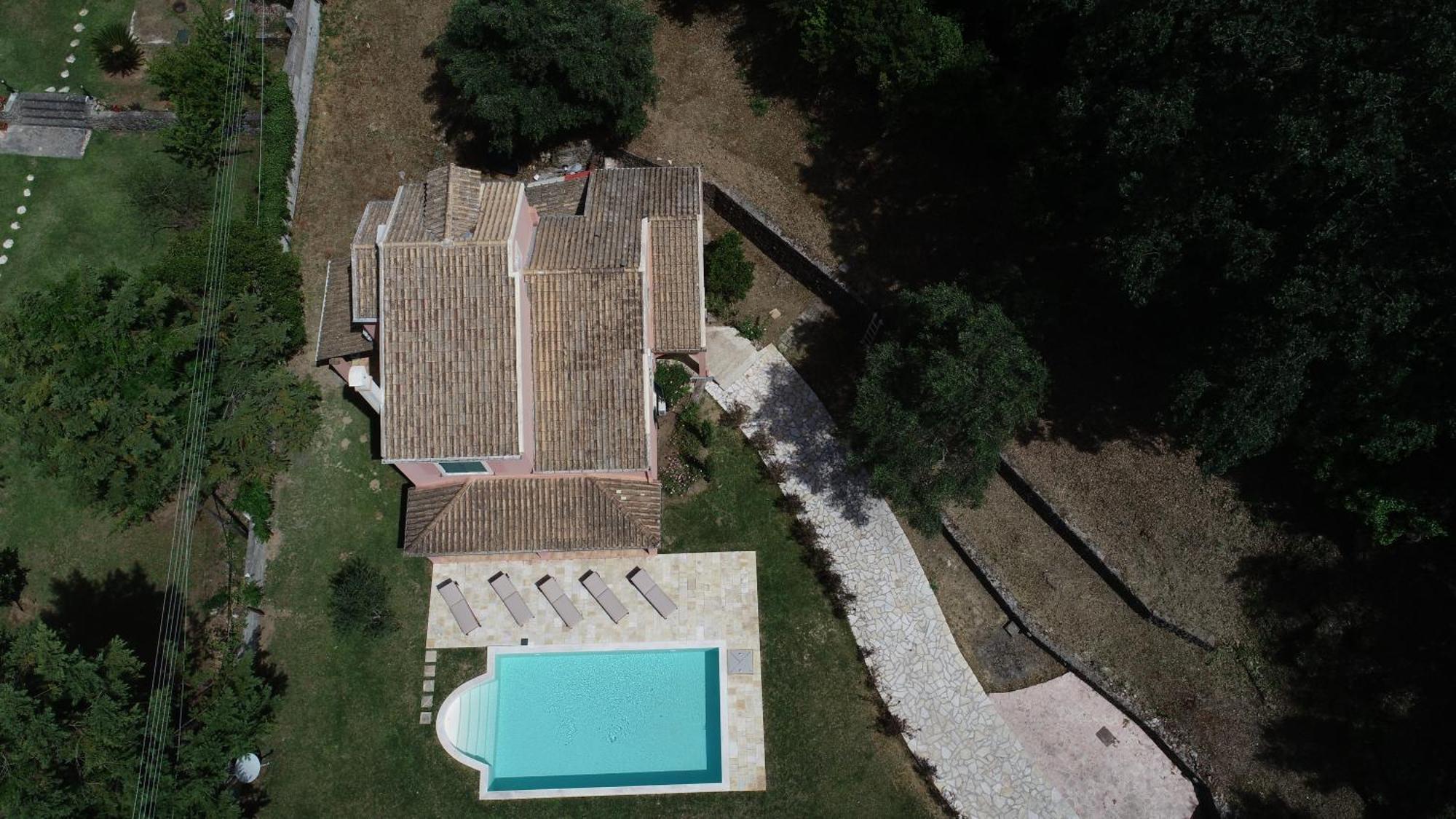 פראמה Quercus Villa, Achilleion Palace, Corfu מראה חיצוני תמונה